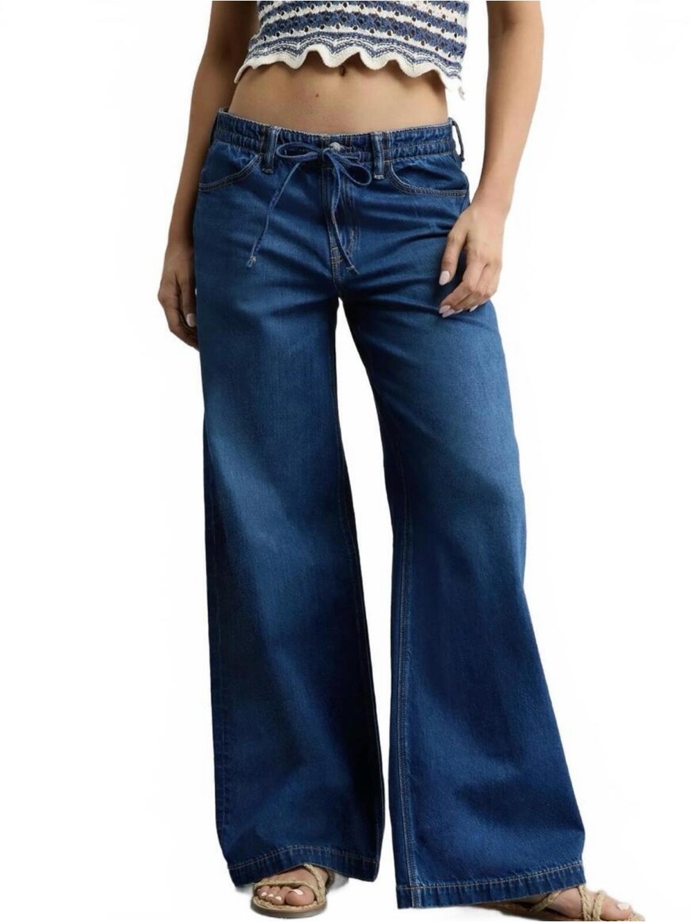 Dreamy drape ultra wide leg AE jeans NWT
